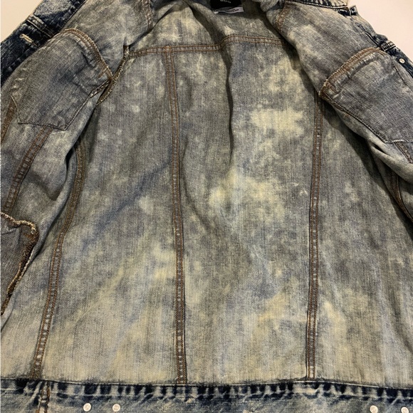 BDG oversized denim jacket, Size M - Picture 8 of 9